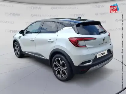 Photo 7 Renault Captur  1.6 E-Tech hybride 145ch Techno Fast Track