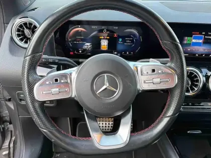 Photo 11 Mercedes GLA  200 163ch AMG Line 7G-DCT