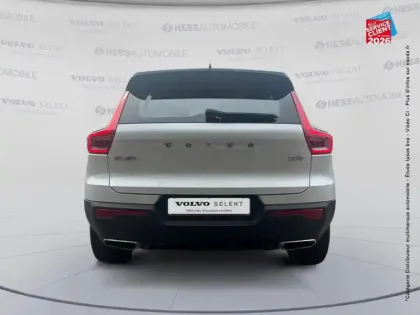 Photo 6 Volvo XC40  D3 AdBlue 150ch R-Design Geartronic 8