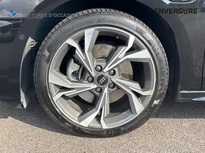 Photo 7 Audi A3  Sportback 40 TFSI e 204ch S line S tronic 6