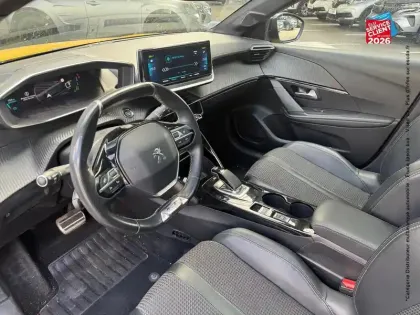 Photo 14 Peugeot 208  e- 136ch GT Line