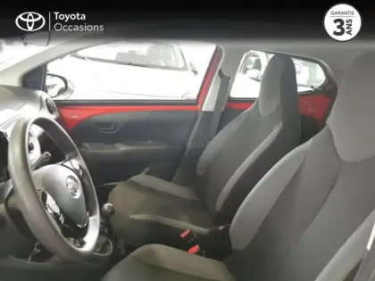 Photo 13 Toyota Aygo  1.0 VVT-i 72ch x-pro 5P MY19