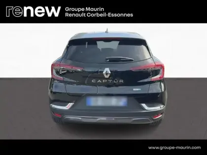 Photo 6 Renault Captur  1.6 E-Tech hybride rechargeable 160ch Initiale Paris -21