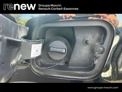 Photo 11 Renault Captur  1.6 E-Tech hybride rechargeable 160ch Initiale Paris -21