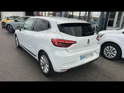 Photo 6 Renault Clio  1.6 E-Tech hybride 145ch Evolution