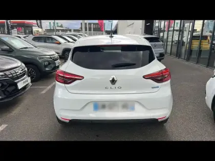 Photo 5 Renault Clio  1.6 E-Tech hybride 145ch Evolution