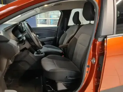 Photo 8 Dacia Jogger  1.6 hybrid 140ch Extreme 7 places -24