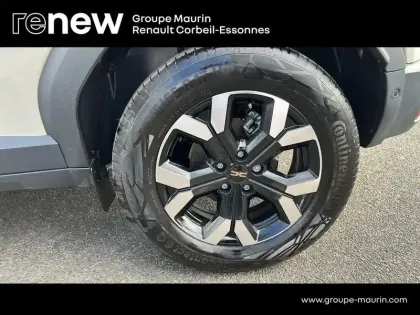 Photo 9 Dacia Duster  1.6 hybrid 140ch Extreme