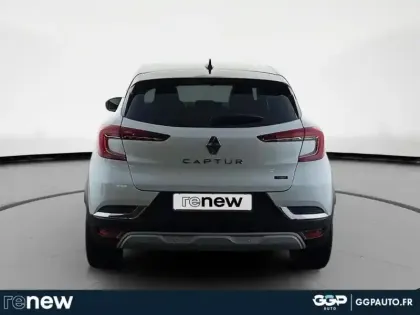 Photo 18 Renault Captur  1.6 E-Tech hybride 145ch Techno Fast Track