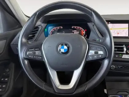 Photo 11 BMW Serie 1 Série 1 118iA 136ch Edition Sport DKG7