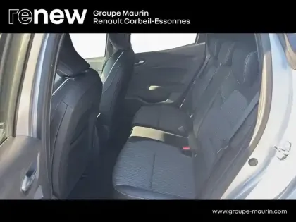 Photo 11 Renault Clio  1.6 E-Tech hybride 145ch Techno