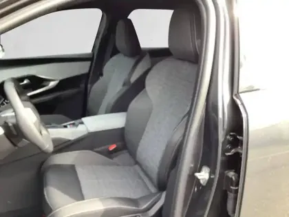 Photo 10 Peugeot 5008  Hybrid 145 ch e-DCS6