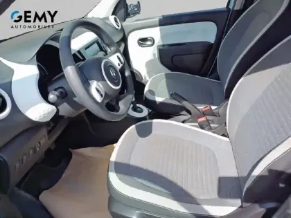 Photo 8 Renault Twingo  III E-Tech