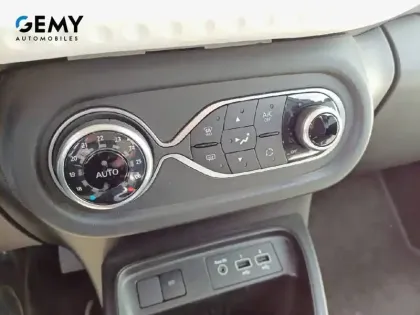 Photo 13 Renault Twingo  III E-Tech