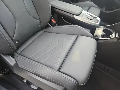 Photo 37 BMW Serie 2 Active Tourer 225e xDrive 245 ch DKG7