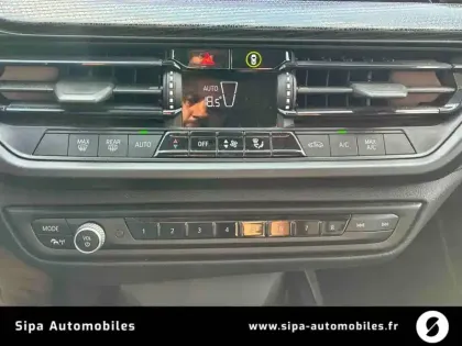 Photo 24 BMW Serie 1 118i 140 ch DKG7