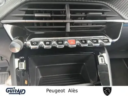 Photo 19 Peugeot 208  Electrique 50 kWh 136ch