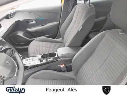 Photo 8 Peugeot 208  Electrique 50 kWh 136ch