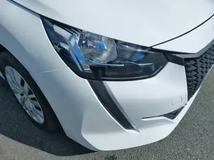Photo 15 Peugeot 208  BLUEHDI 100 S&S BVM6
