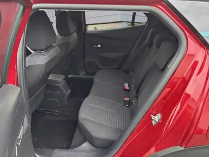 Photo 9 Peugeot 2008  Electrique 136 ch