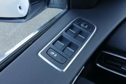 Photo 19 Jaguar F-Pace  2.0 D - 180 ch AWD BVA8