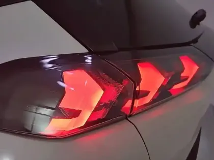 Photo 21 Peugeot 2008  PureTech 130 S&S EAT8