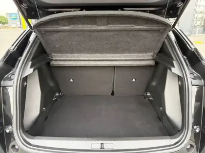 Photo 5 Peugeot 2008  Electrique 136 ch