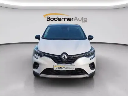 Photo 7 Renault Captur  E-Tech full hybrid 145