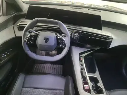 Photo 9 Peugeot 3008  Hybrid 145 e-DCS6