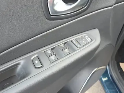 Photo 19 Renault Captur  TCe 120 Energy