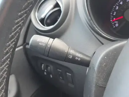 Photo 26 Renault Captur  TCe 120 Energy