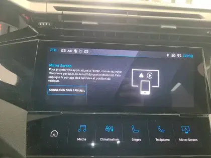 Photo 15 Peugeot 308  Electrique 54 kWh 156ch