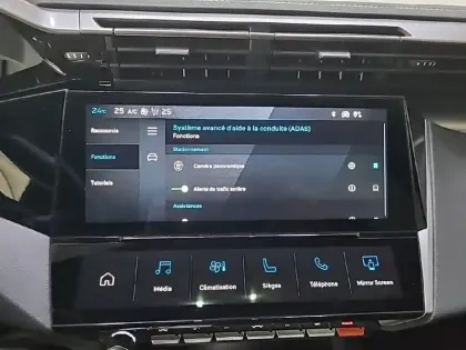 Photo 51 Peugeot 308  Electrique 54 kWh 156ch