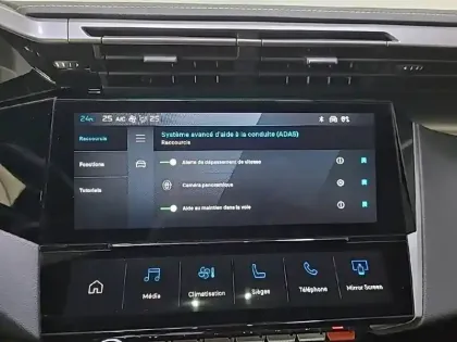 Photo 50 Peugeot 308  Electrique 54 kWh 156ch