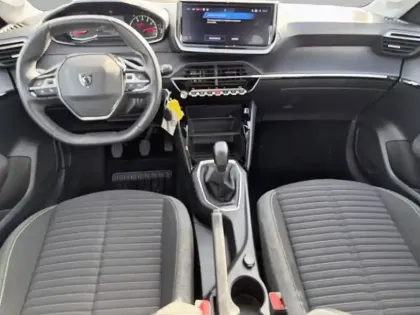 Photo 7 Peugeot 208  PureTech 75 S&S BVM5