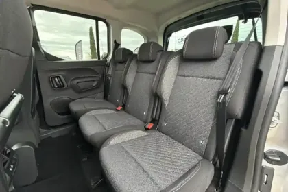 Photo 9 Peugeot Rifter  M Diesel 100 ch Manuelle 5pl