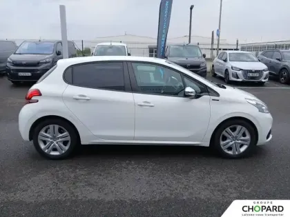 Photo 30 Peugeot 208  BlueHDi 100ch S&S BVM5