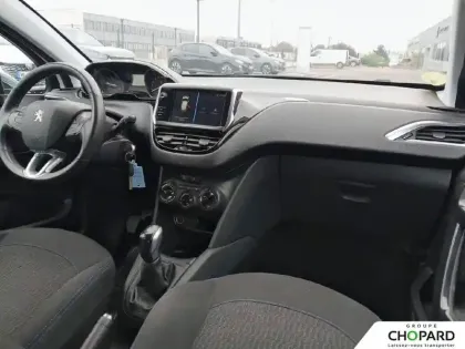 Photo 12 Peugeot 208  BlueHDi 100ch S&S BVM5