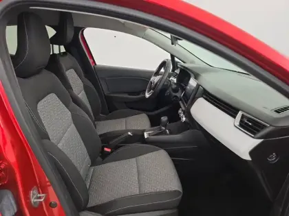 Photo 45 Renault Clio  E-Tech full hybrid 145