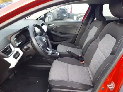 Photo 23 Renault Clio  E-Tech full hybrid 145