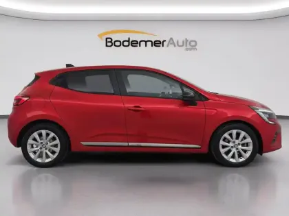 Photo 35 Renault Clio  E-Tech full hybrid 145
