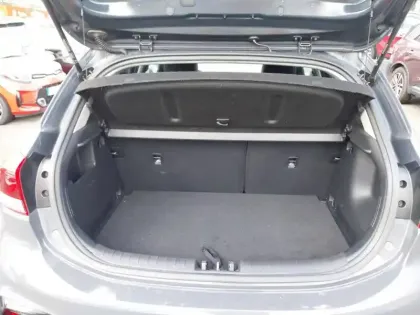 Photo 15 Kia Rio  1.0 T-GDi 100 ch DCT7