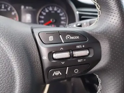 Photo 25 Kia Rio  1.0 T-GDi 100 ch DCT7