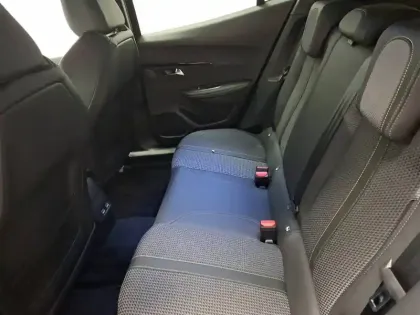 Photo 11 Peugeot 2008  Electrique 136 ch