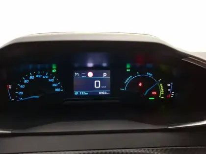 Photo 15 Peugeot 208  Electrique 50 kWh 136ch