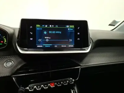 Photo 20 Peugeot 208  Electrique 50 kWh 136ch
