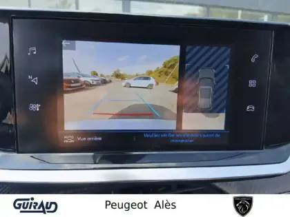 Photo 21 Peugeot 2008  PureTech 130 S&S BVM6