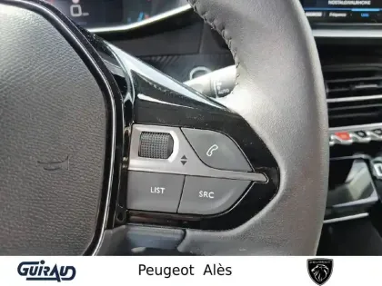 Photo 16 Peugeot 2008  PureTech 130 S&S BVM6