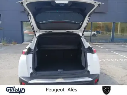 Photo 6 Peugeot 2008  PureTech 130 S&S BVM6