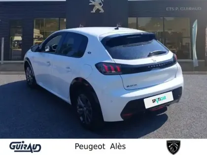 Photo 7 Peugeot 208  Electrique 50 kWh 136ch